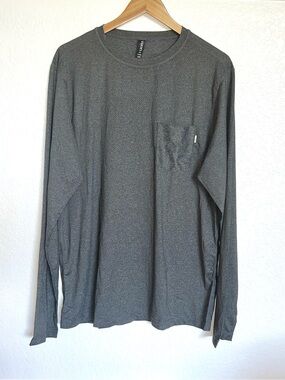 Vuori Long Sleeve Pocket Shirt NWOT